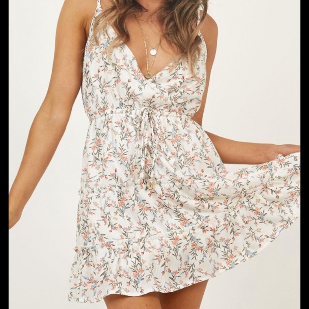 NEW Showpo hey cutie white floral mini dress